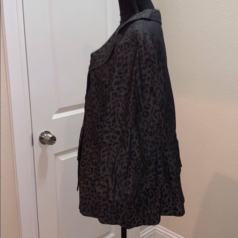 Jacket - Picture 5 of 8